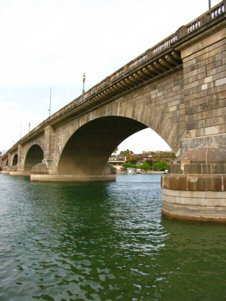 london bridge lake havasu. London Bridge